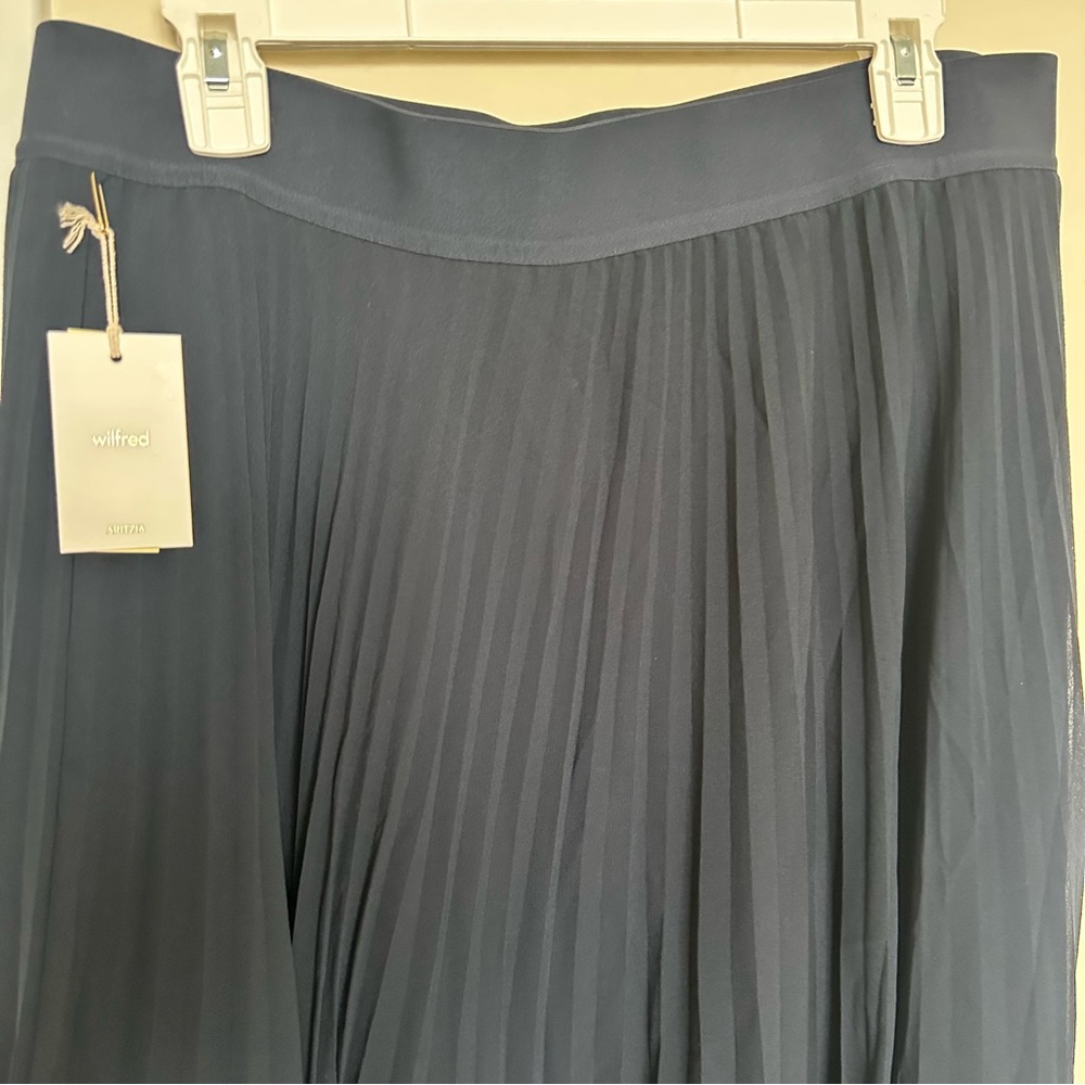 NWT Wilfred Twirl Pleated Skirt - Navy XL - Picture 3 of 5